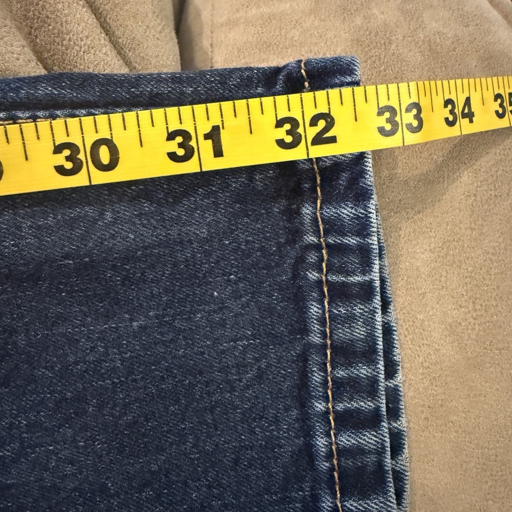 Levis 550 Jeans Mens 38x34 (fits 36x32.5) Blue Denim Pants - Picture 8 of 8
